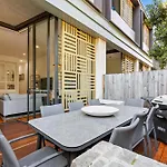 1-Bed Unit With Alfresco Dining And Bbq
