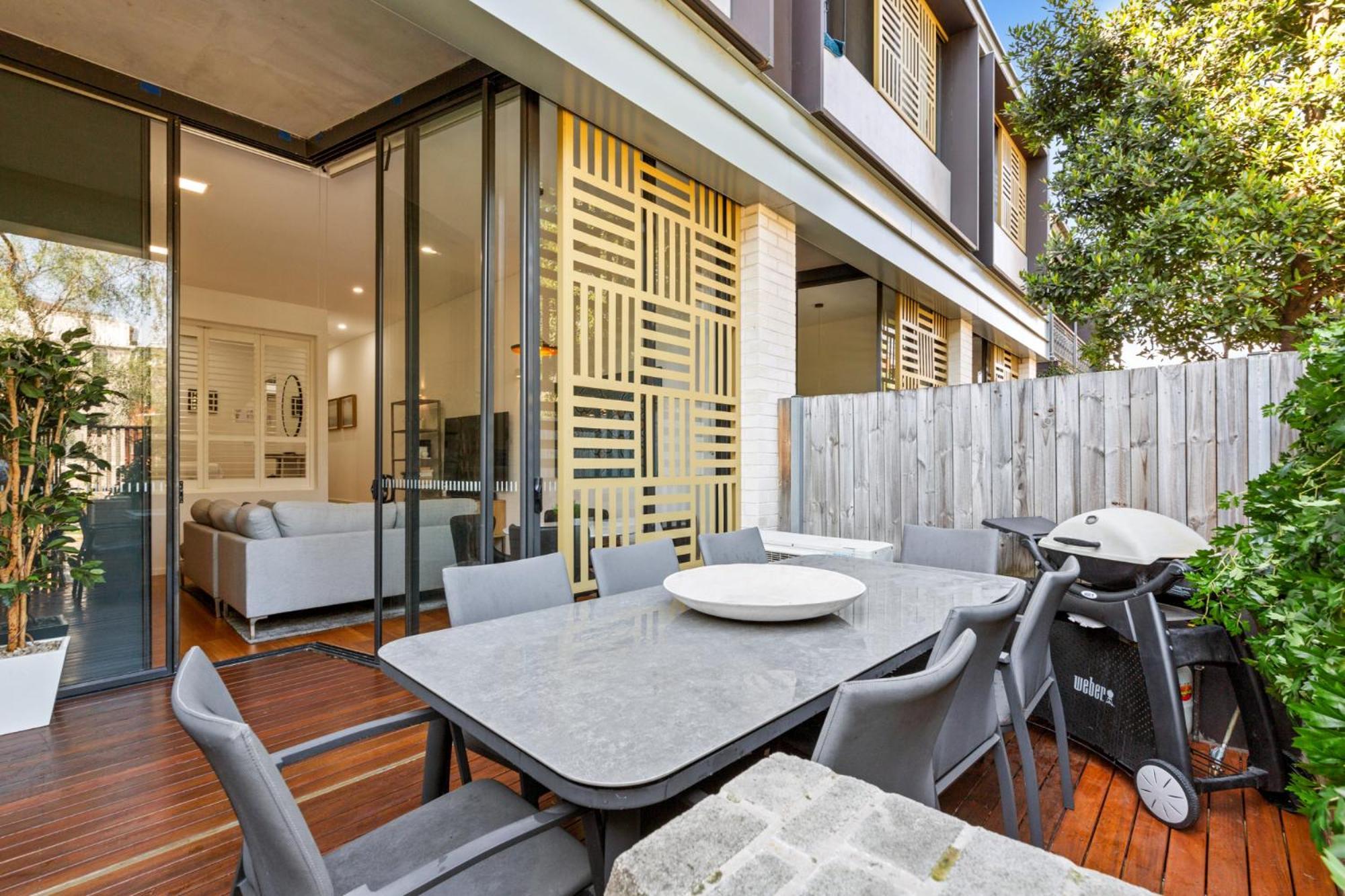 1-bed Unit With Alfresco Dining And Bbq *